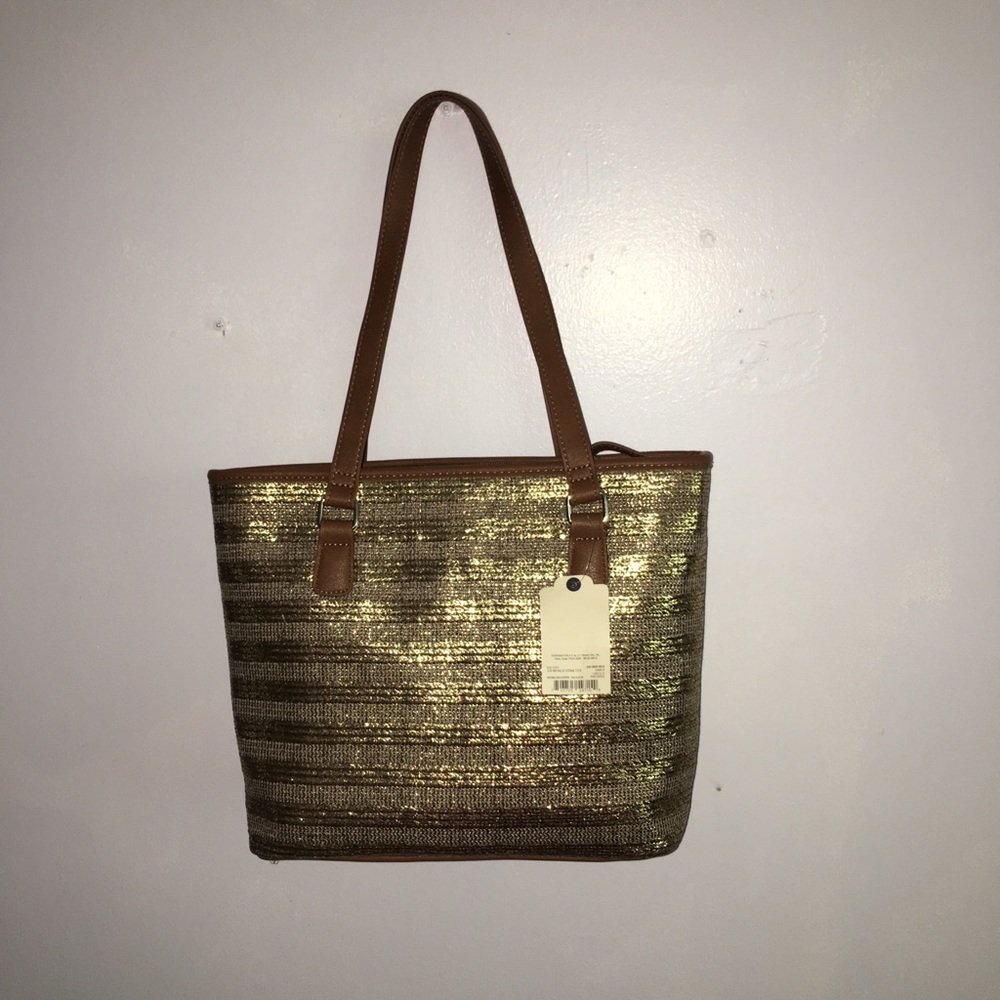 NWT St John’s bay gold metallic straw tote